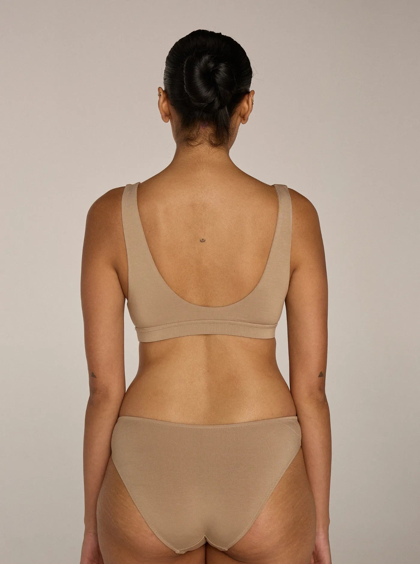 Cleo Crossover Bra Toast