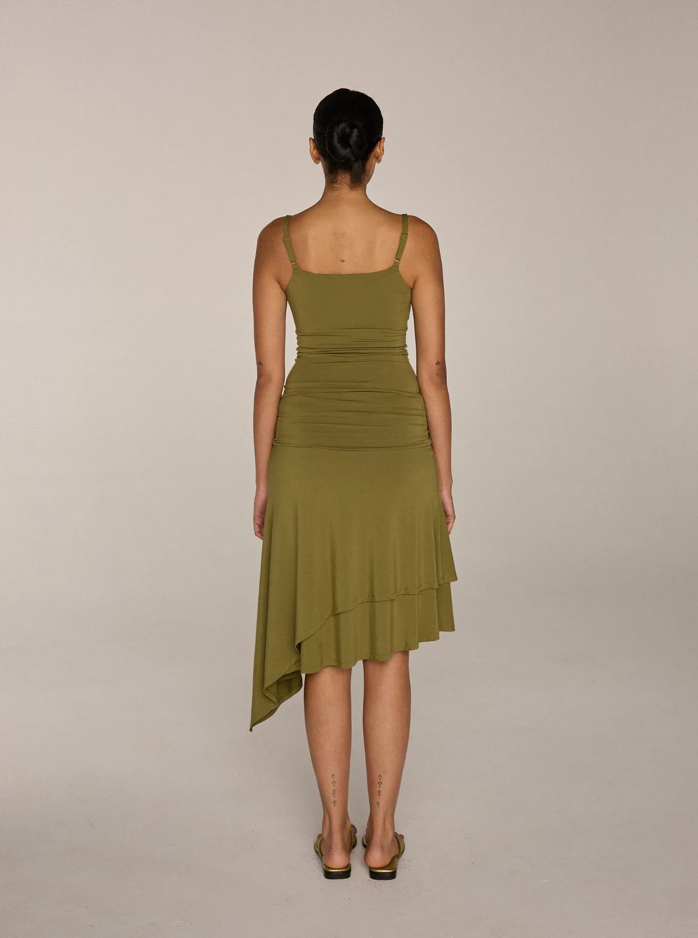 Pebble Singlet Olive