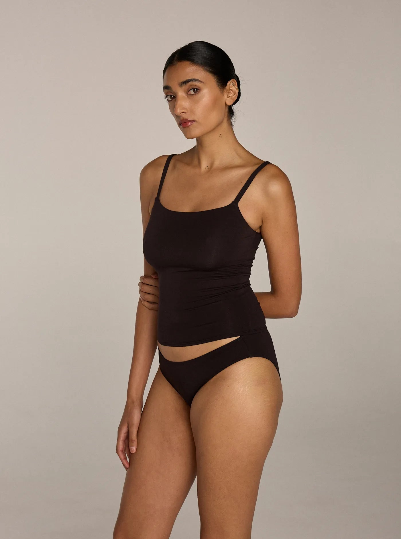 Pebble Singlet Charcoal