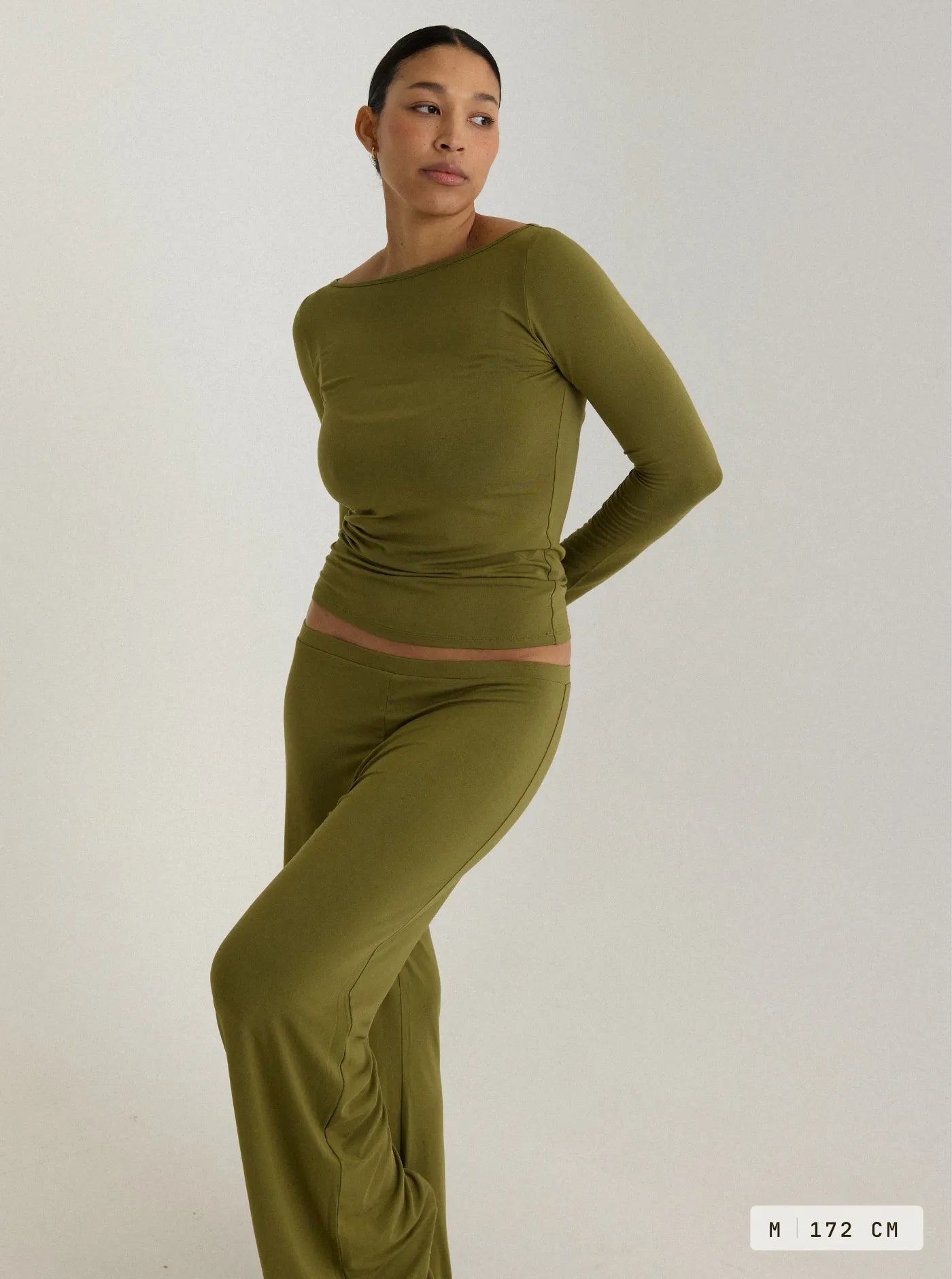 Koru Straight Pant Olive