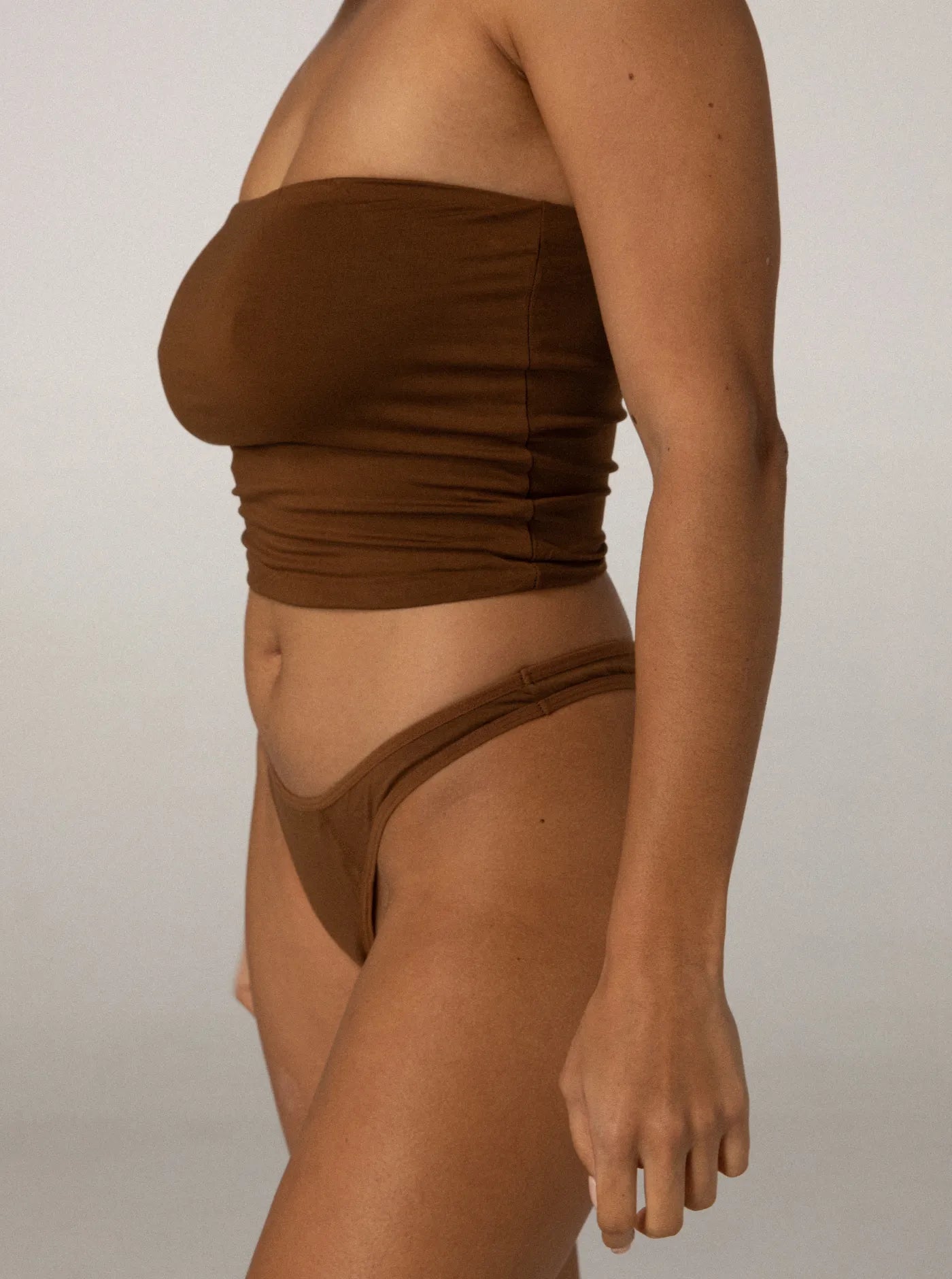 Period & Leakproof G-string Earth