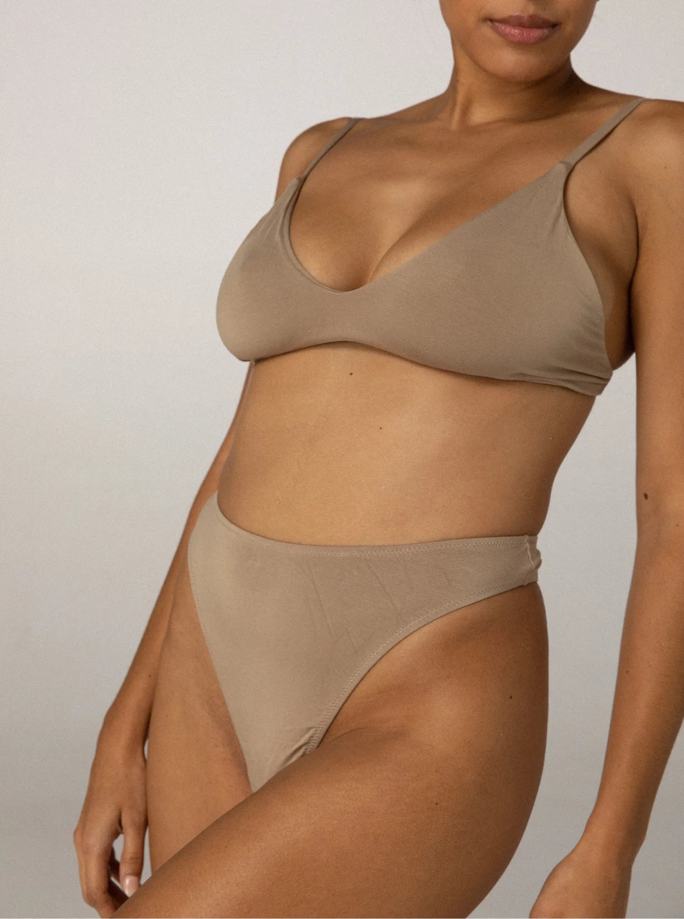 Stella Low Cut Bra Toast