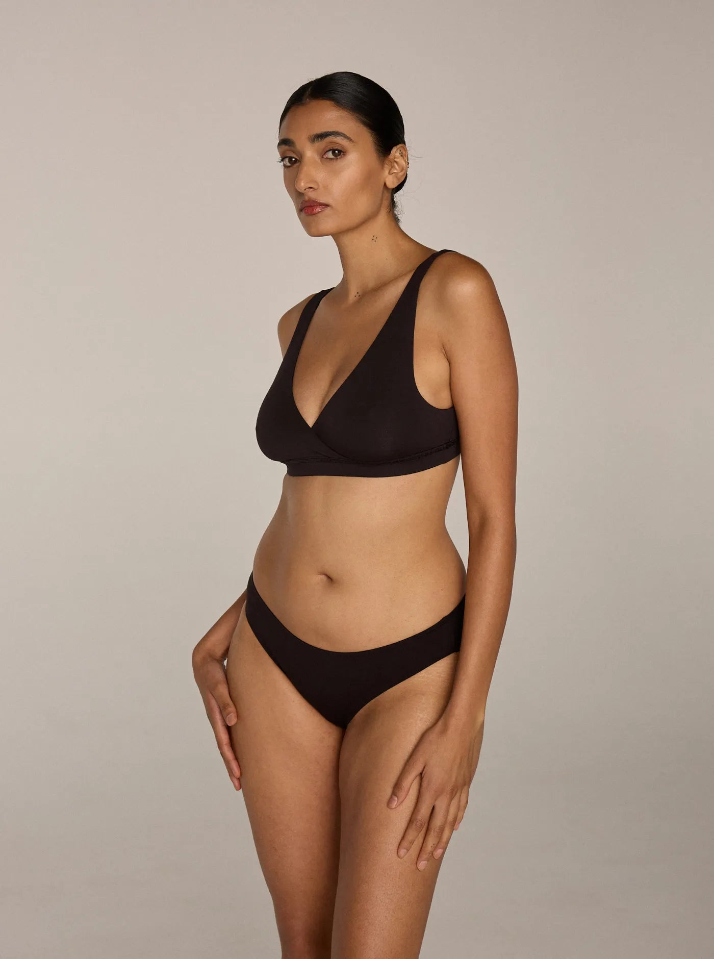 Cleo Bra Charcoal
