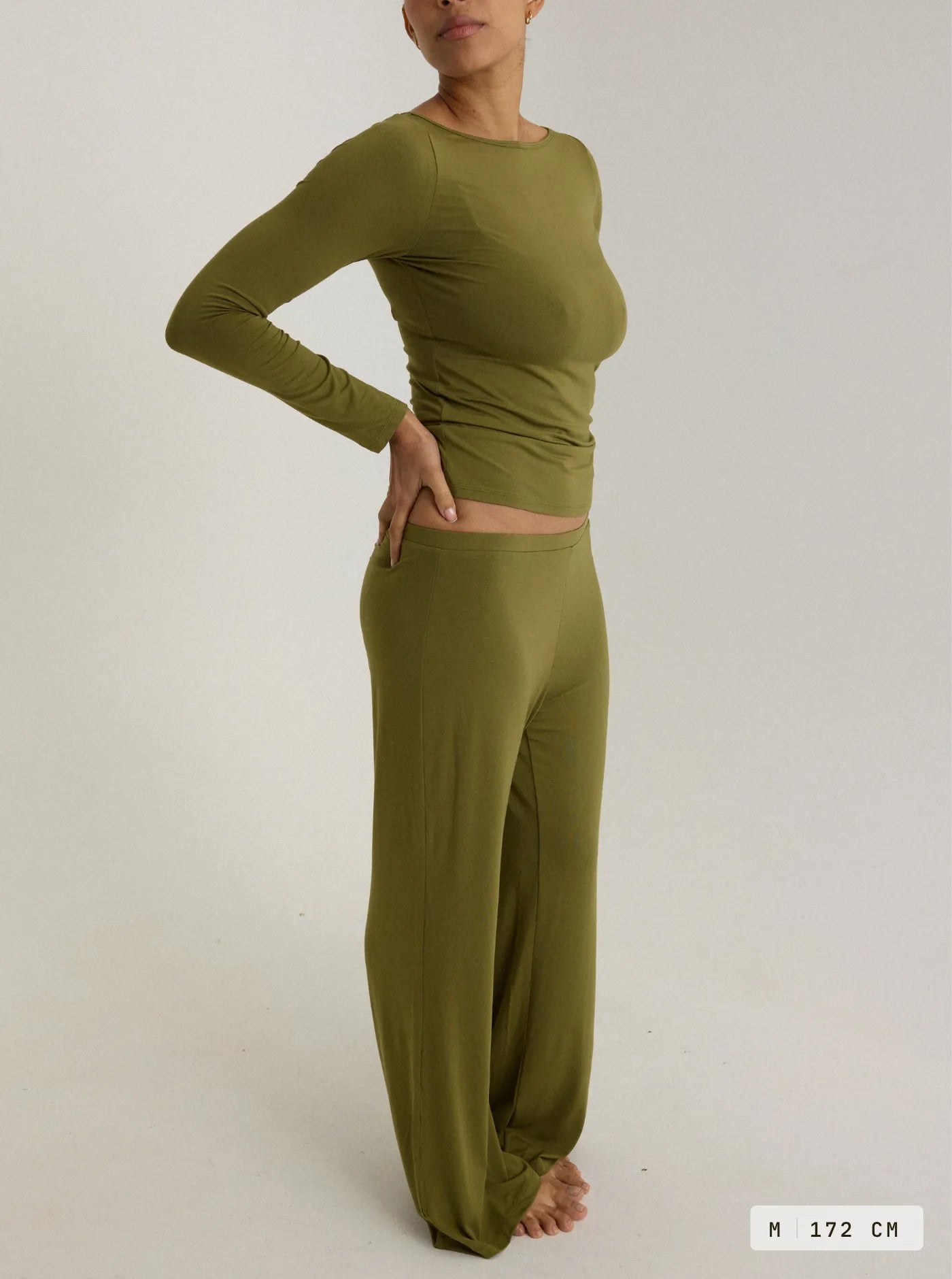 Koru Straight Pant Olive