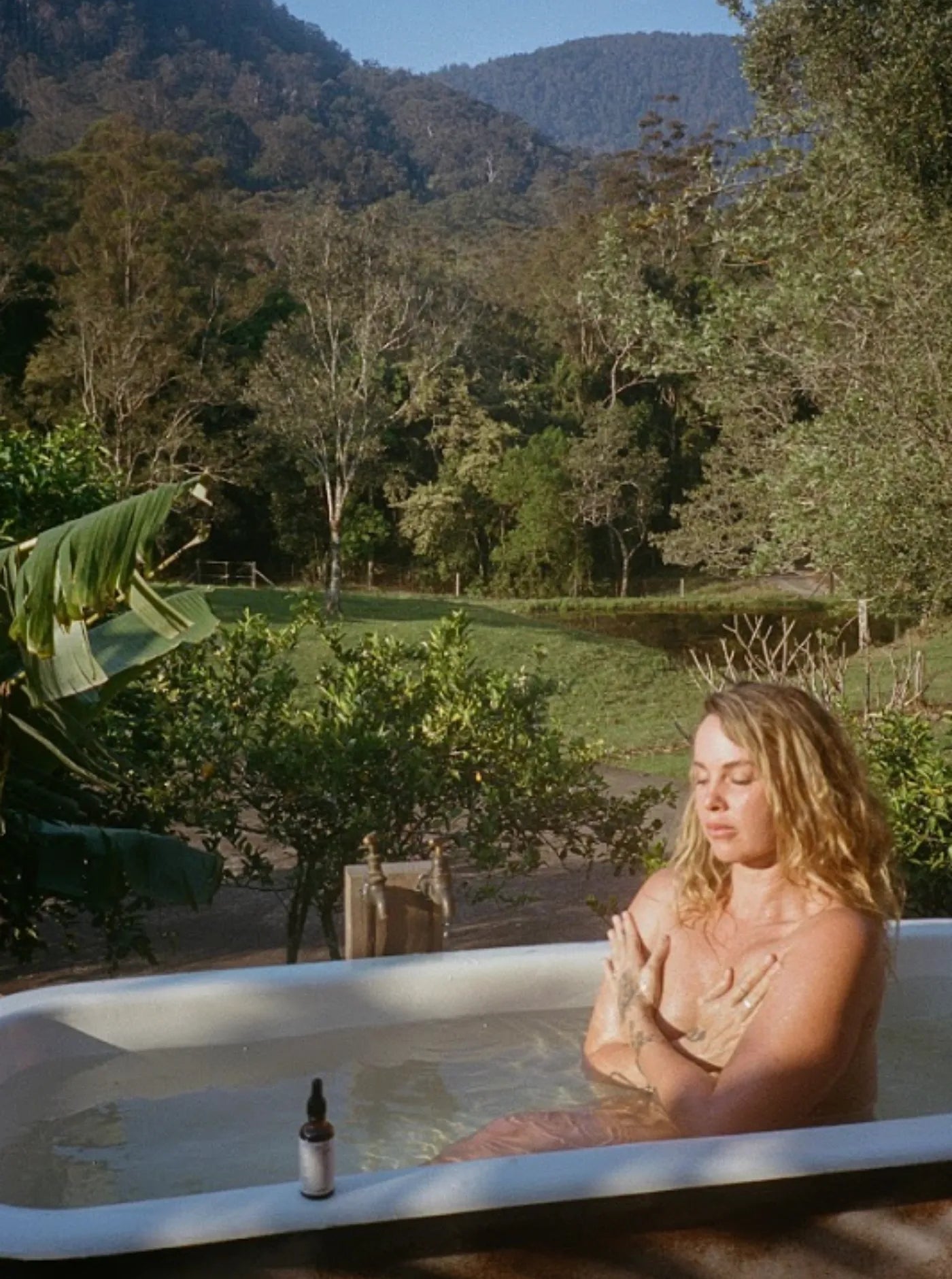 HARA x TUTTI Moon Oil