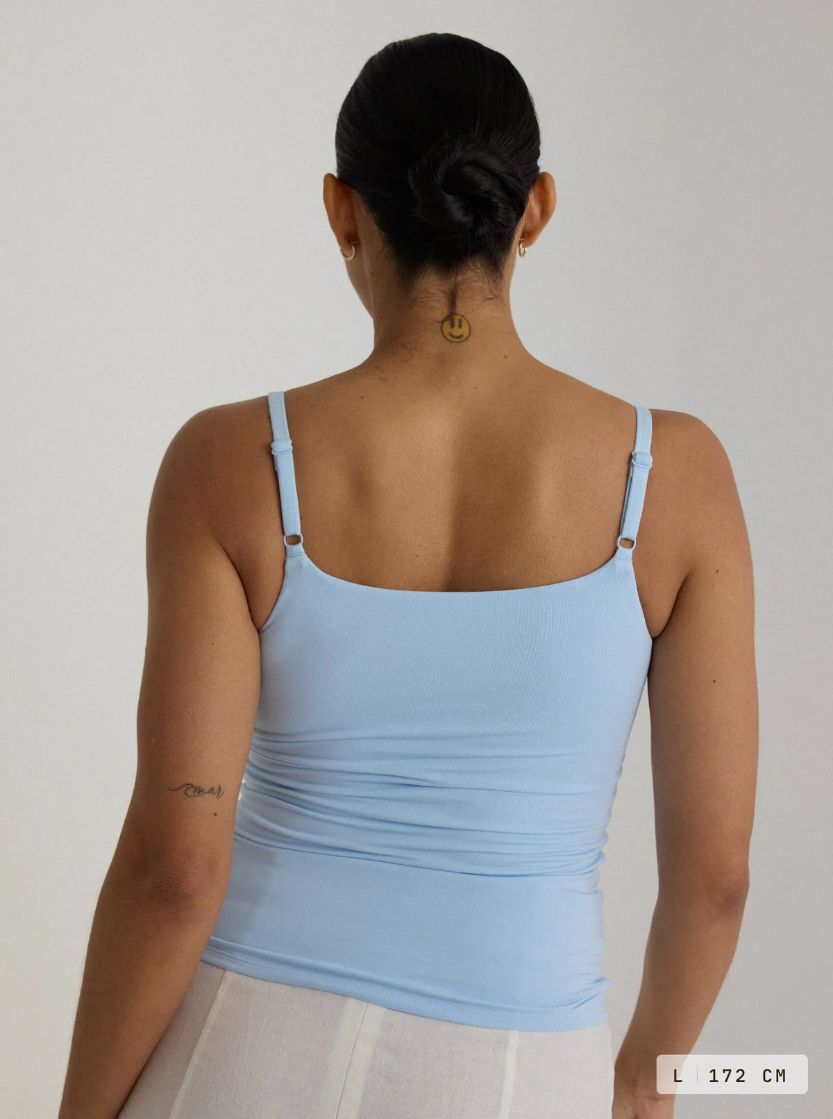 Pebble Singlet Sky