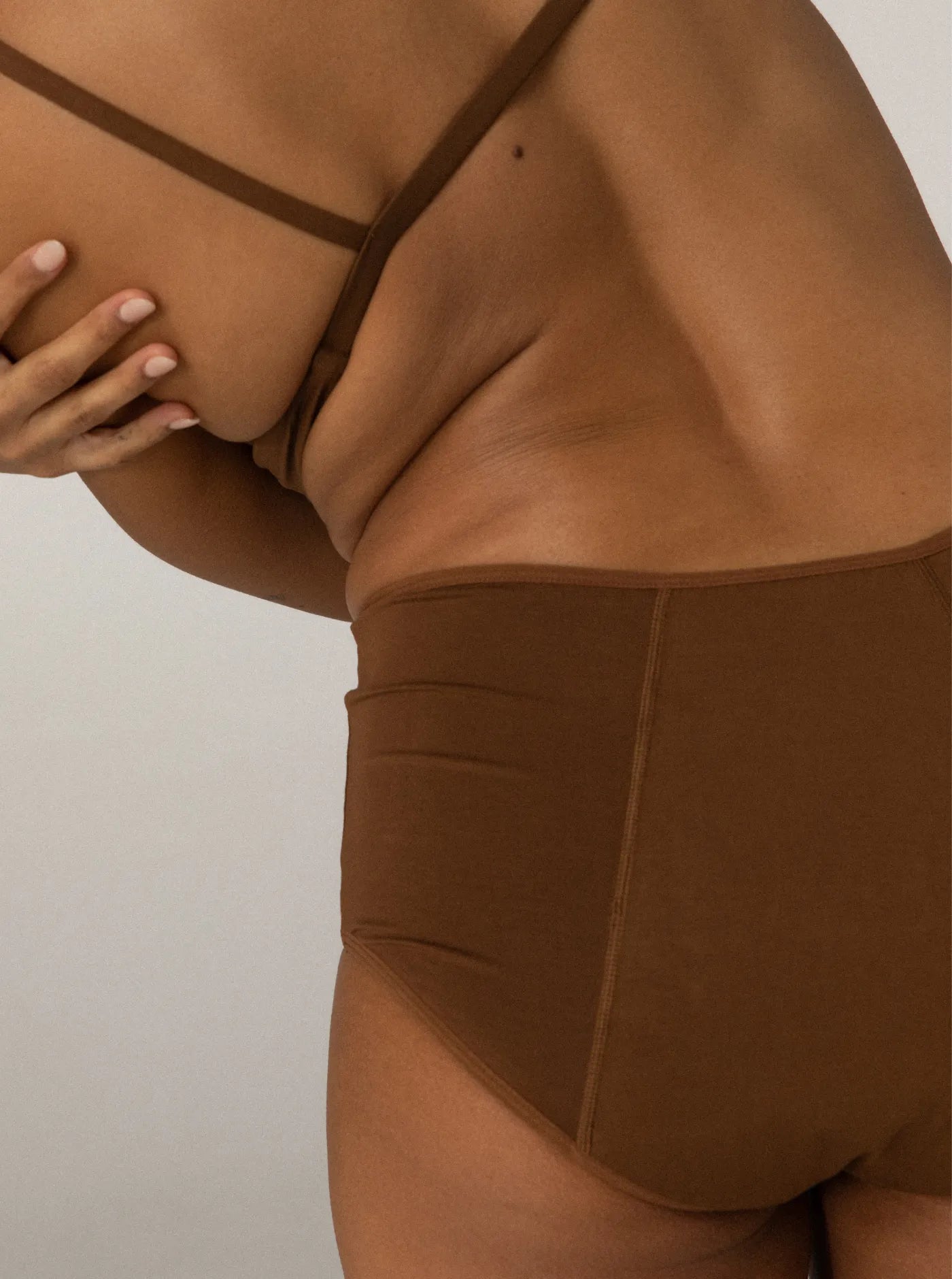 Period & Leakproof Full Brief Earth